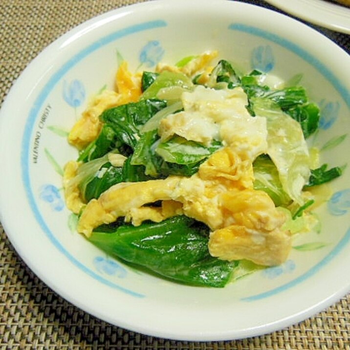 レタスと卵のマヨ炒めサラダ